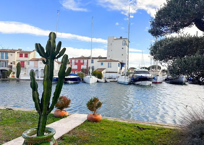 Maison Moderne Avec Amarrage Prive - Port - Fr-1-868-34 بيت للعطل