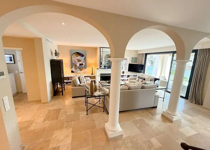 Maison Moderne Avec Amarrage Prive - Port - Fr-1-868-34